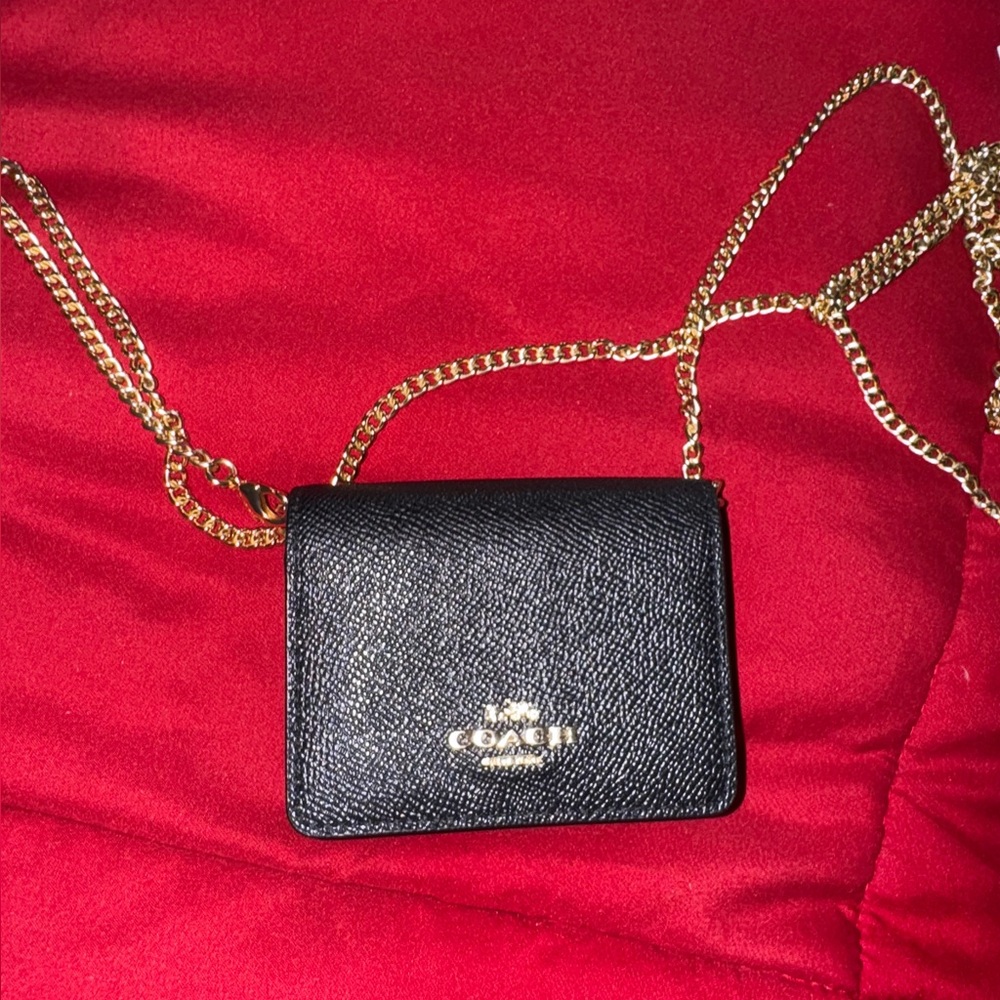 NEW Coach Black mini Crossbody wallet Bag with Gold detachable Chain with tags